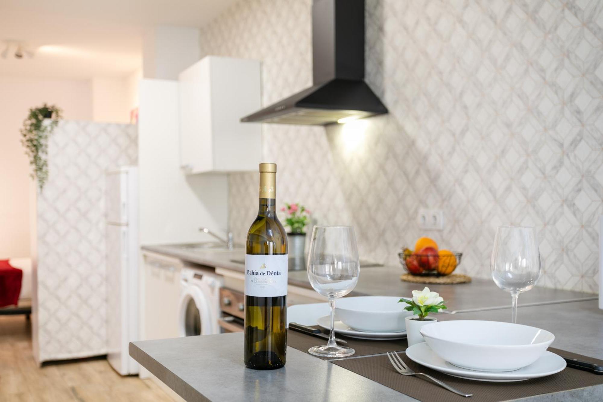 Apartamentos Centricos De San Leandro Alicante Bagian luar foto