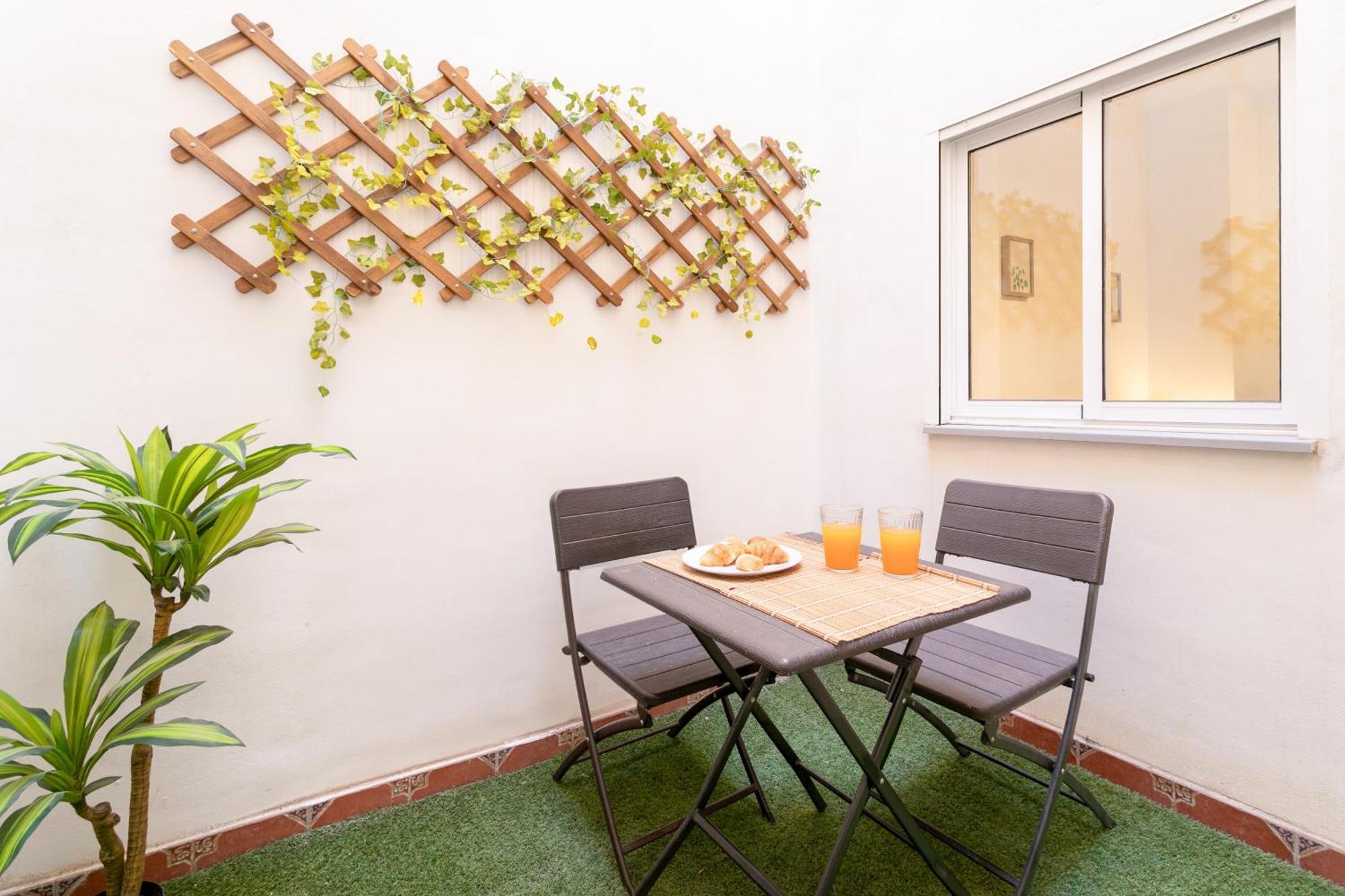 Apartamentos Centricos De San Leandro Alicante Bagian luar foto