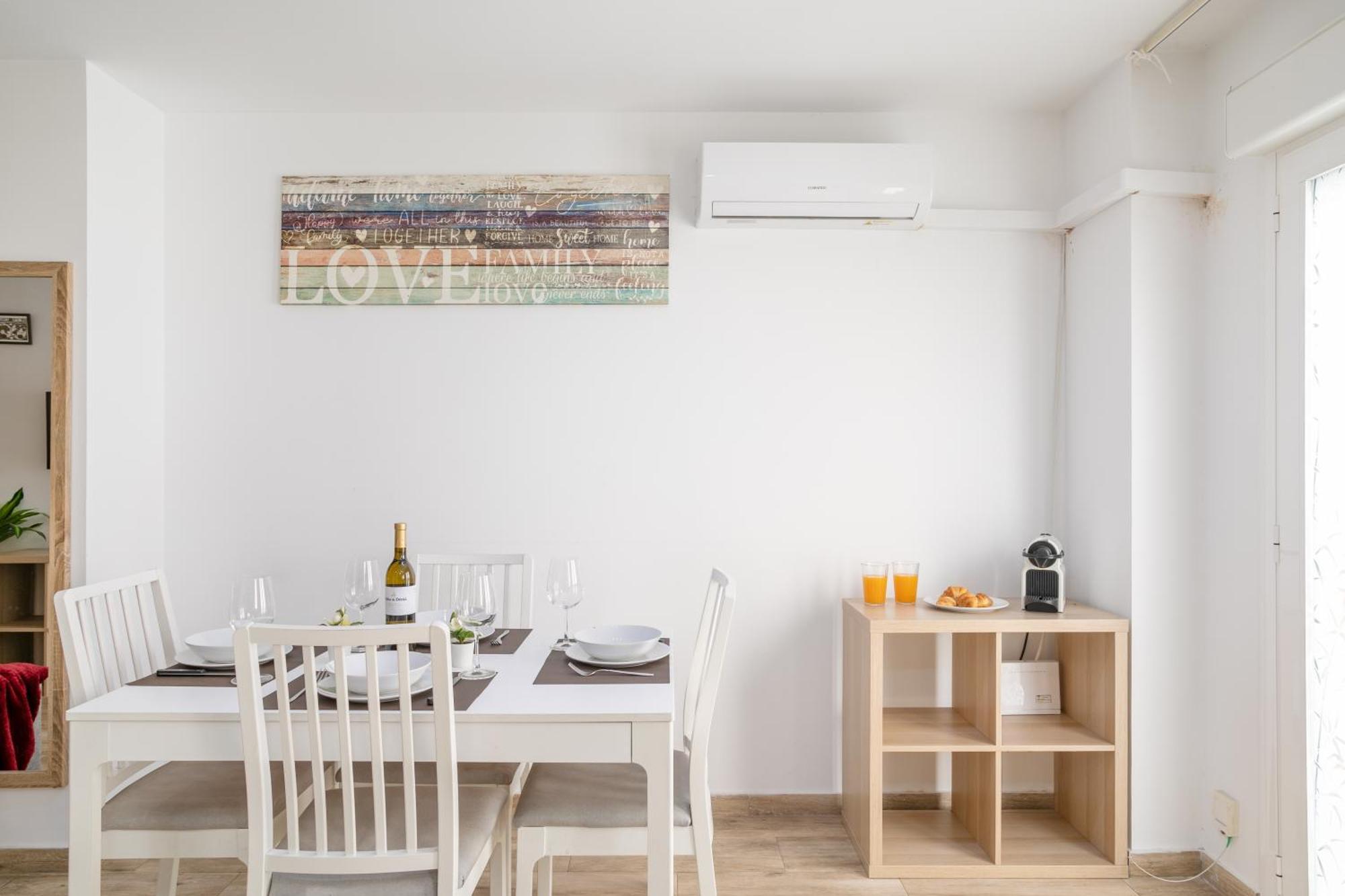 Apartamentos Centricos De San Leandro Alicante Bagian luar foto